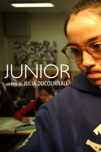 Regarder Junior en streaming complet